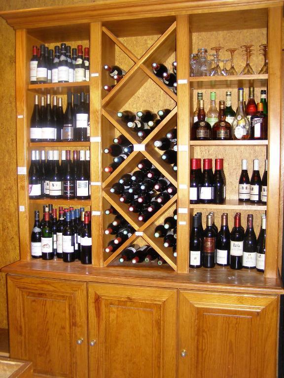 Logis Hotel-Restaurant Le Chene Vert Saint-Pourcain-sur-Sioule Luaran gambar